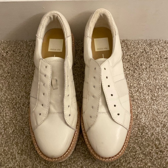 Dolce Vita platform sneakers - Picture 1 of 3